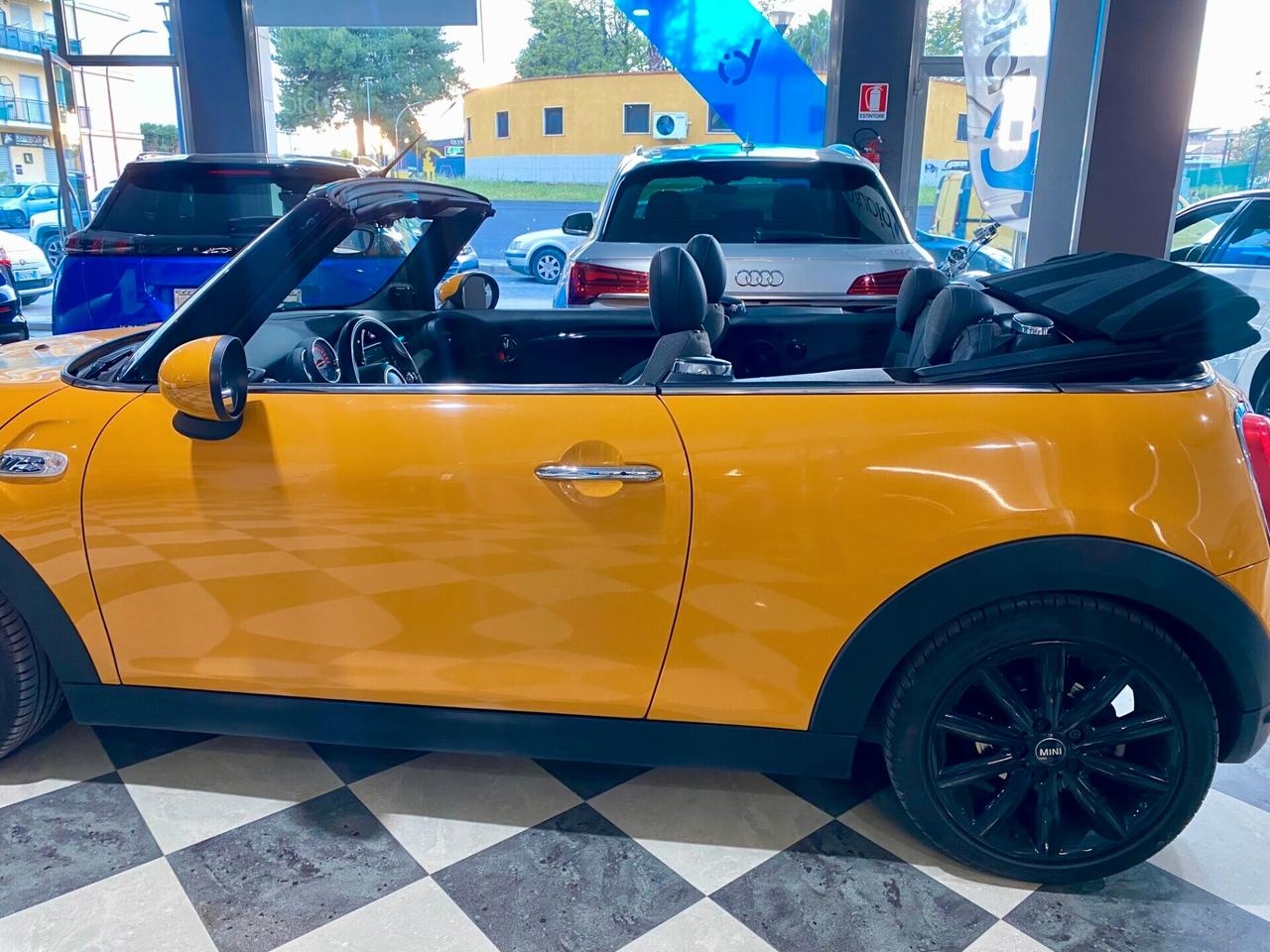 Mini 2.0 Cooper SD 170CV Autom. Cabrio-2017