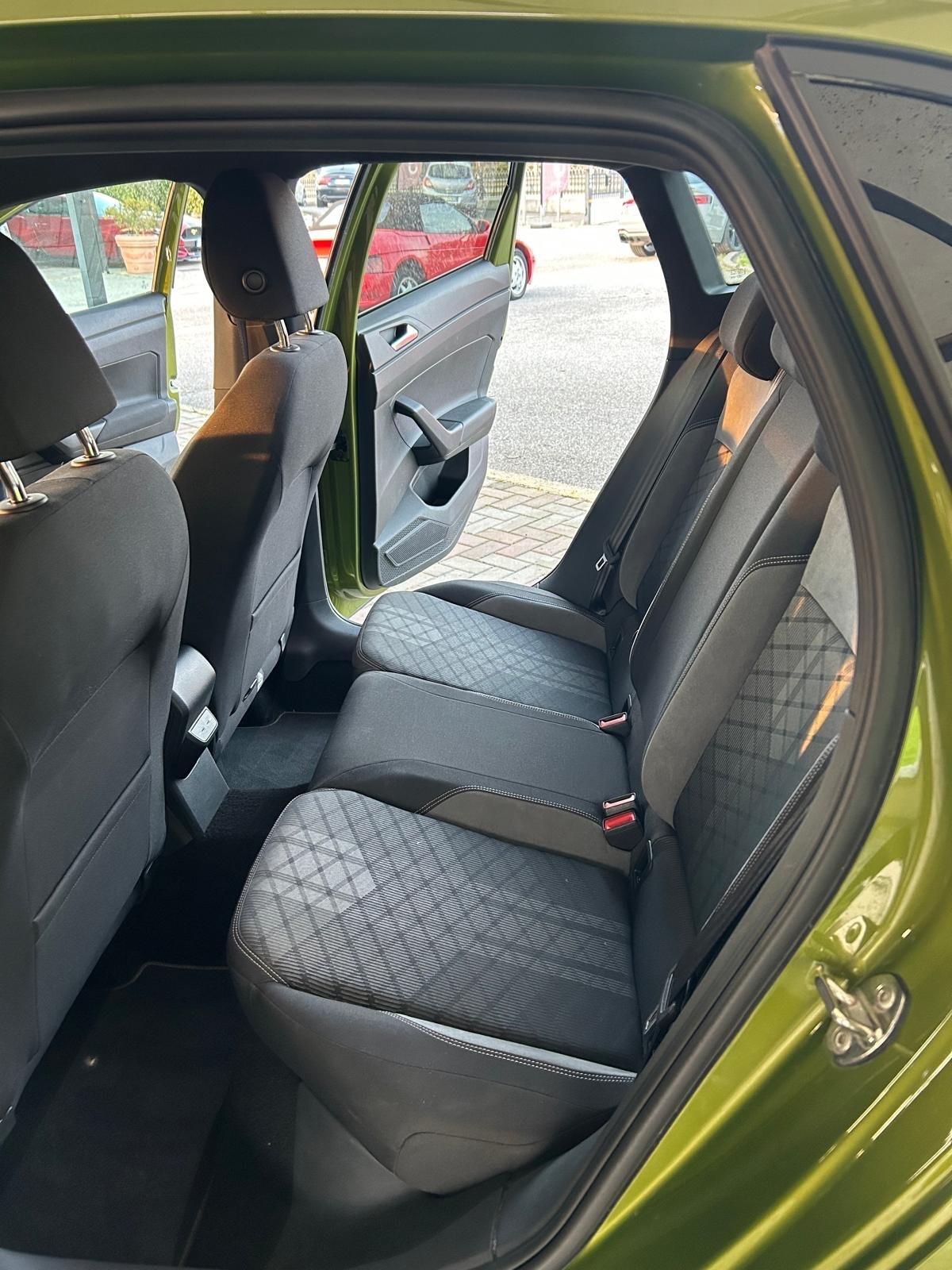 Volkswagen Taigo 1.0 TSI 115 CV R-Line