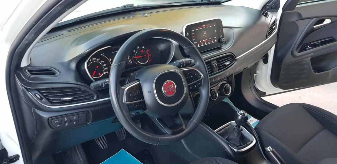 Fiat Tipo 1.6 Mjt S&S SW Lounge