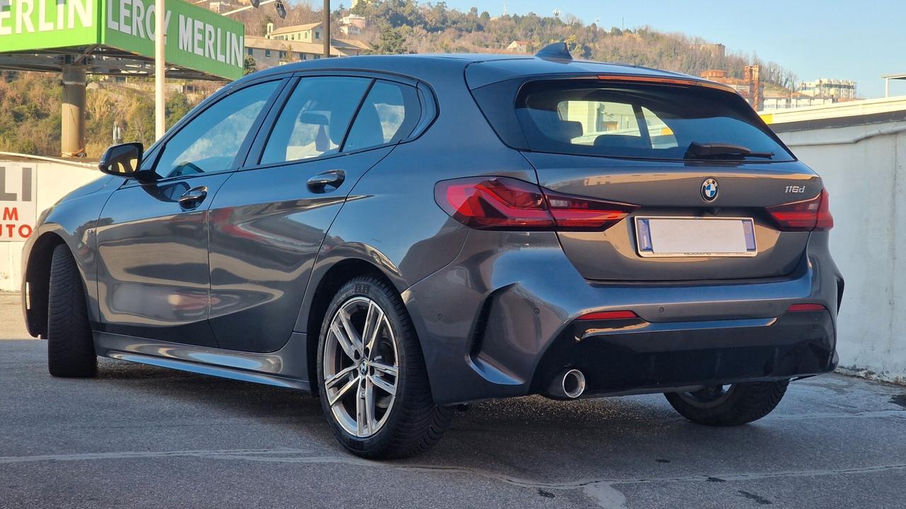 Bmw 116 116d 5p. Msport