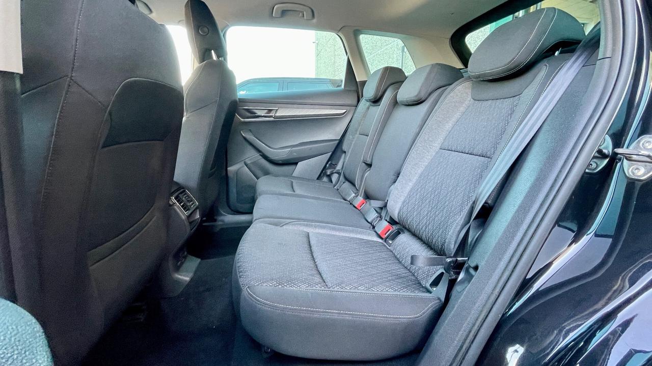 SKODA KAROQ 2.0 TDI STYLE DSG 115CV - FULL LED, KEYLESS SYSTEM, NEOPATENTATI