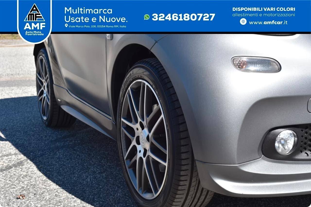 Smart ForTwo BRABUS 109cv Cabrio GRIGIO OPACO NAVICAMERA JBL