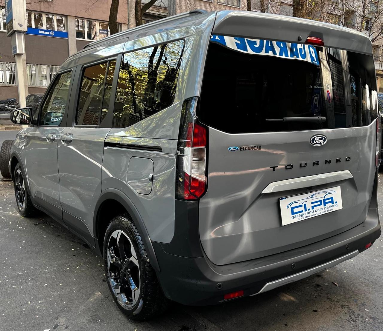 Ford Tourneo Courier 1.0 EcoBoost active