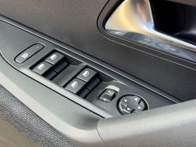 PEUGEOT 2008 100 S&S Style NUOVO