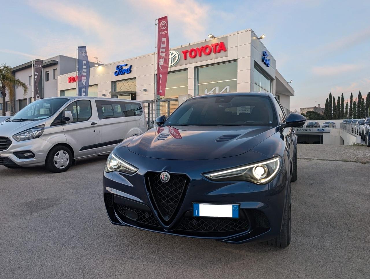 Alfa Romeo Stelvio 2.9 Bi-Turbo V6 510 CV AT8 Quadrifoglio
