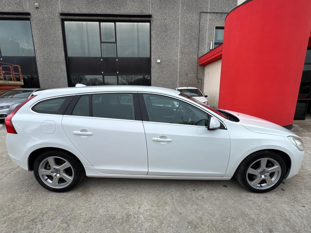 Volvo V60 D3 Geartronic Summum