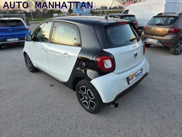 SMART ForFour 70 1.0 Passion