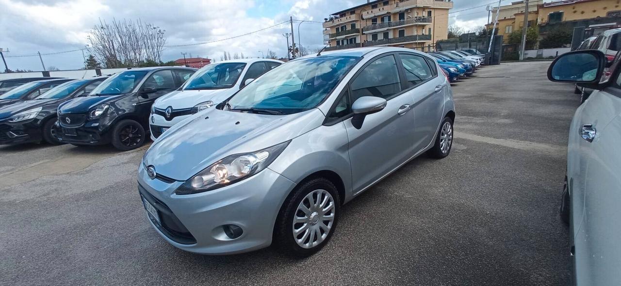 Ford Fiesta 1.4 TDCi LEGGI!