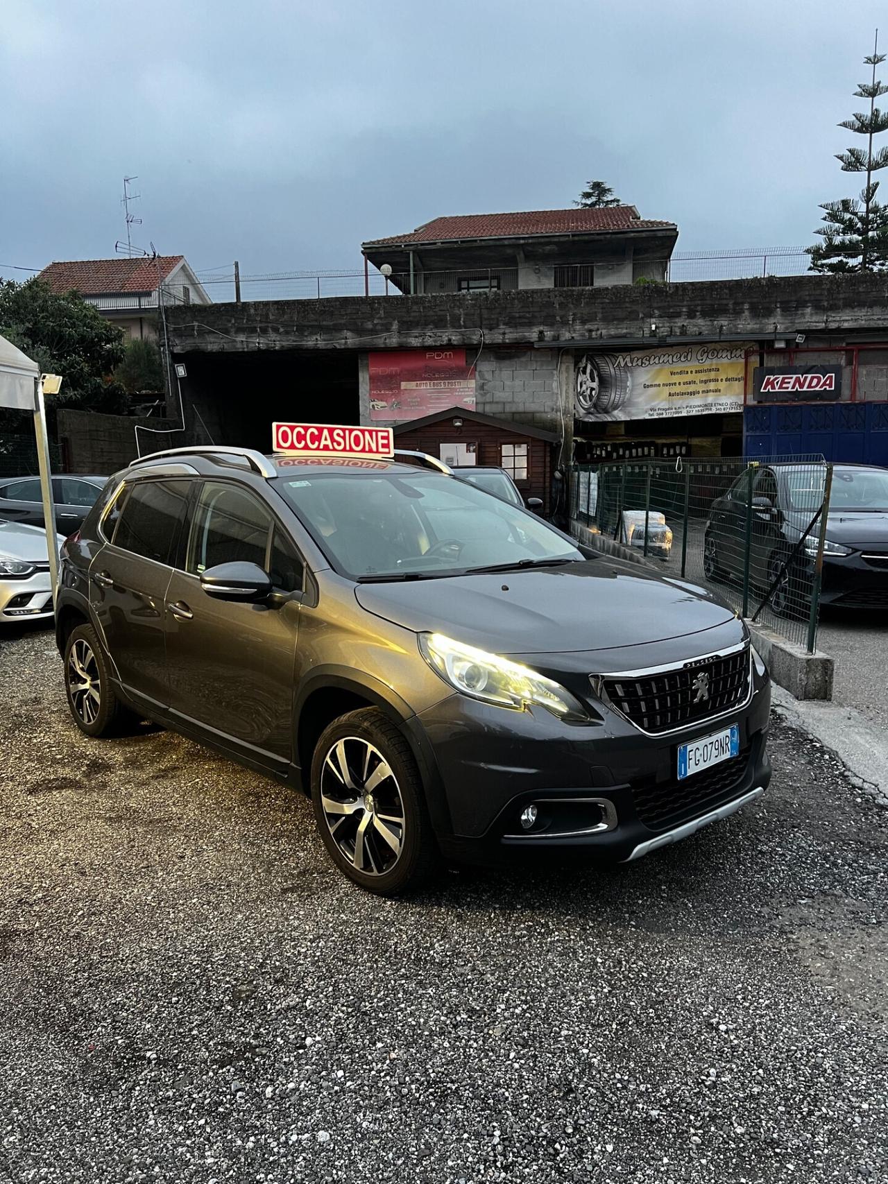 Peugeot 2008 BlueHDi 100 GT Line neopatentati