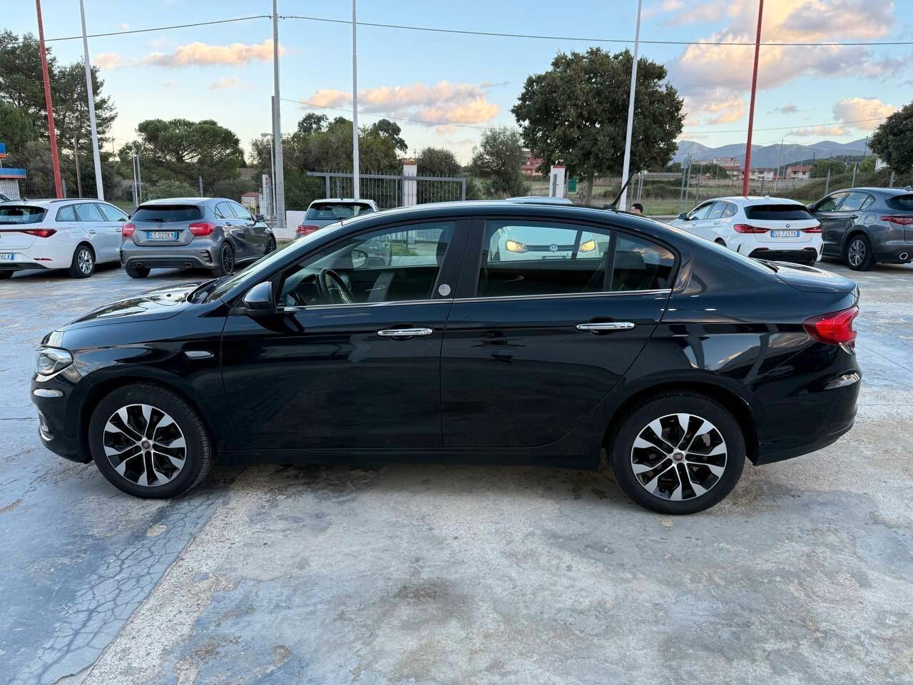 Fiat Tipo 1.6 Mjt 4 porte Mirror