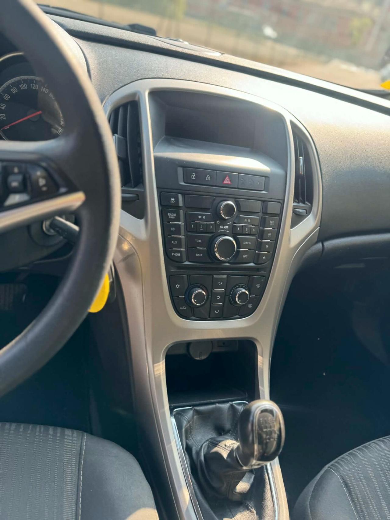 Opel Astra Anno 2012 1.7 DIESEL 110 CV