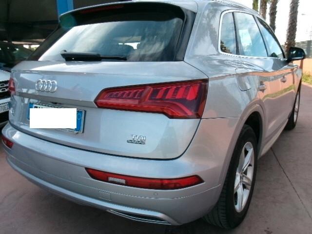 Audi Q5 2.0 TDI quattro S tronic Business Sport