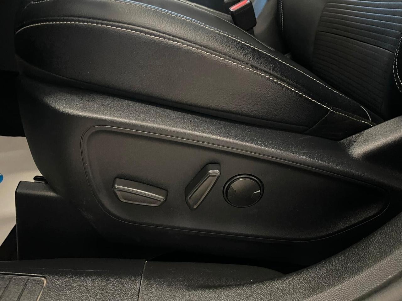 Ford Kuga 2.0 EcoBlue 120 CV aut. 2WD Titanium