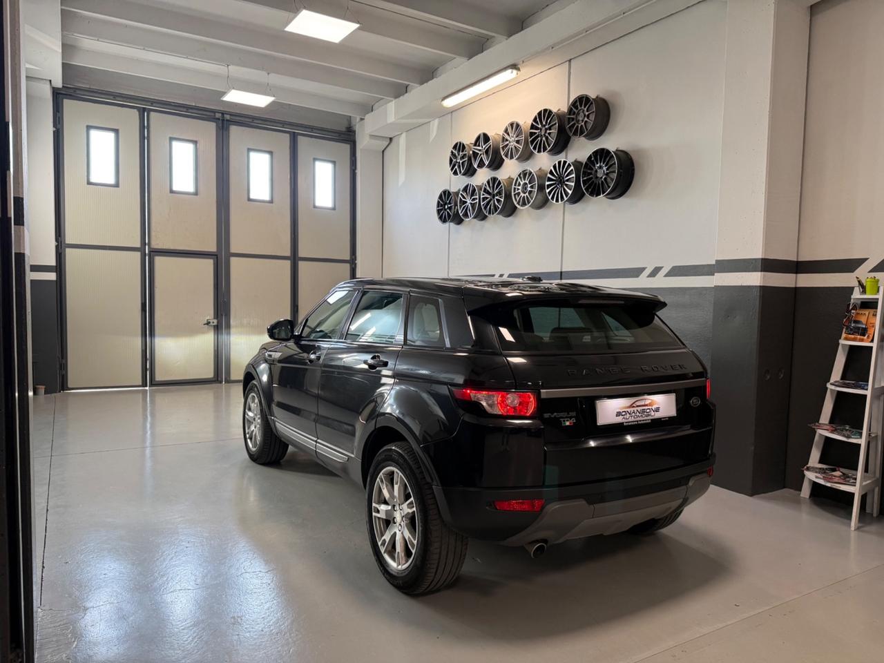 Land Rover Range Evoque 2.2 TD4 5p. Prestige