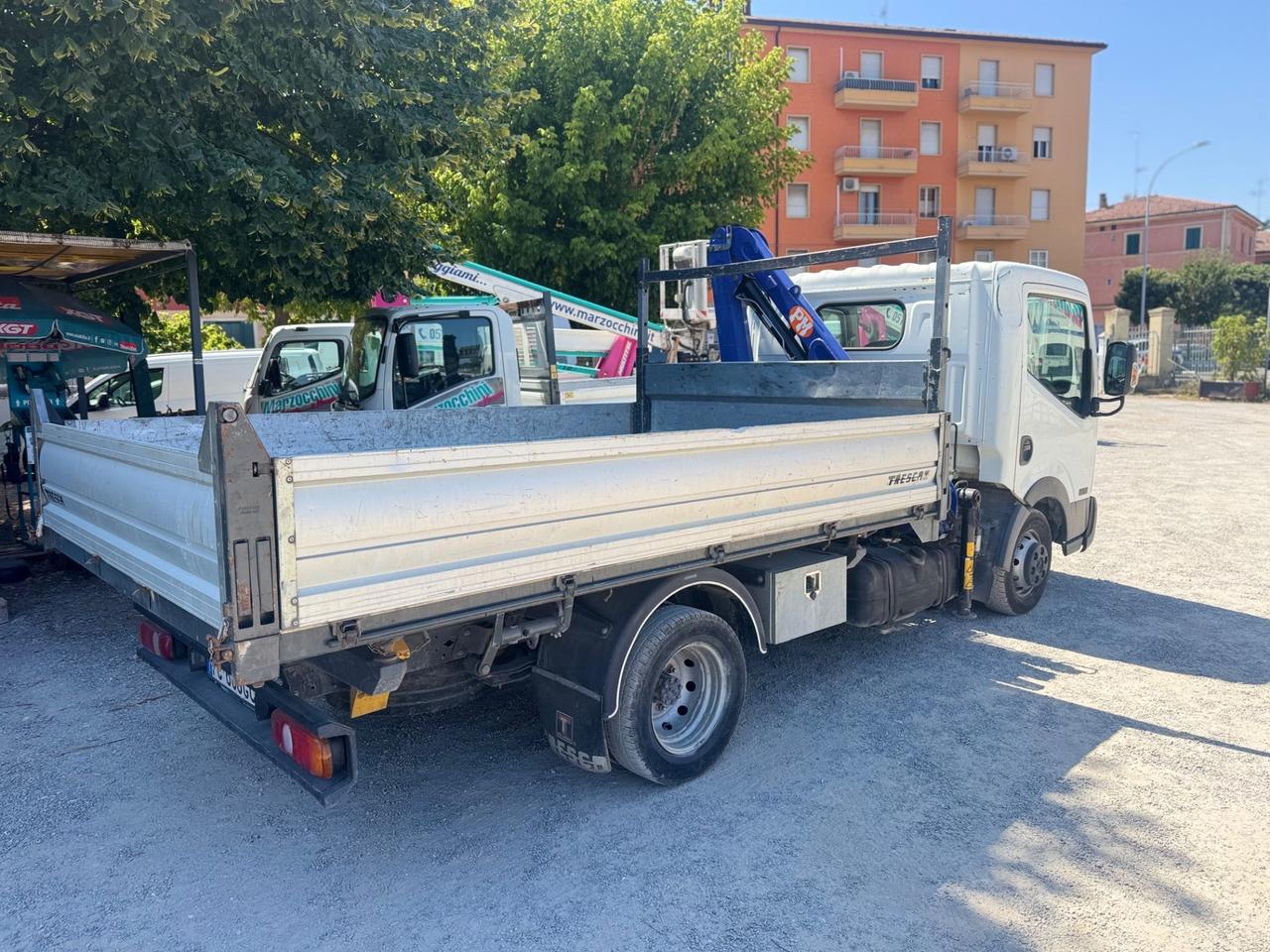 NISSAN CABSTAR NT400 GRU\\\\RIBALTABILE TRILA\\\\PREZZO + IVA