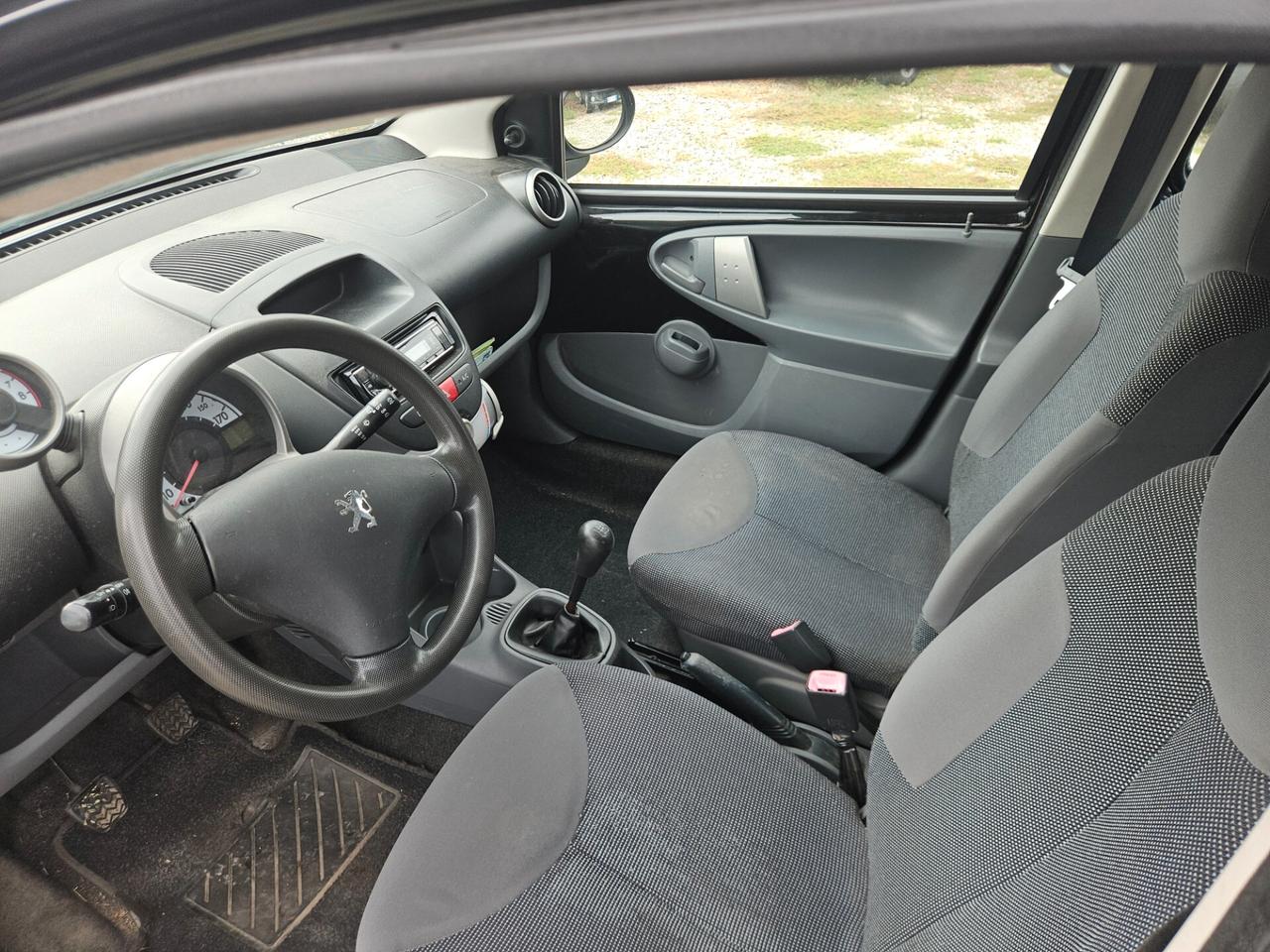 Peugeot 107 1.0 68CV 5p. Plaisir