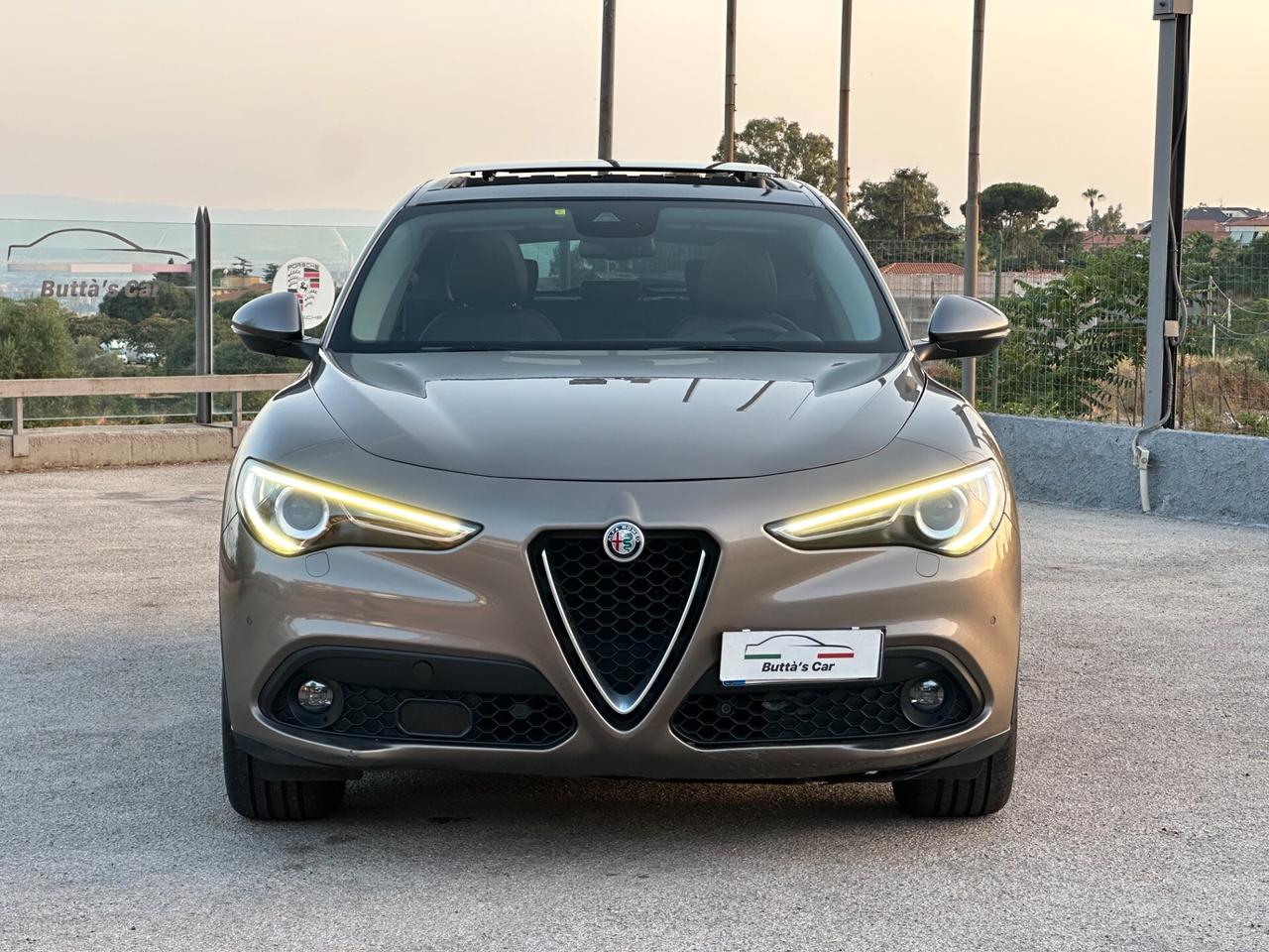 Alfa Romeo Stelvio 2.2 Turbodiesel 180 CV AT8 RWD Executive