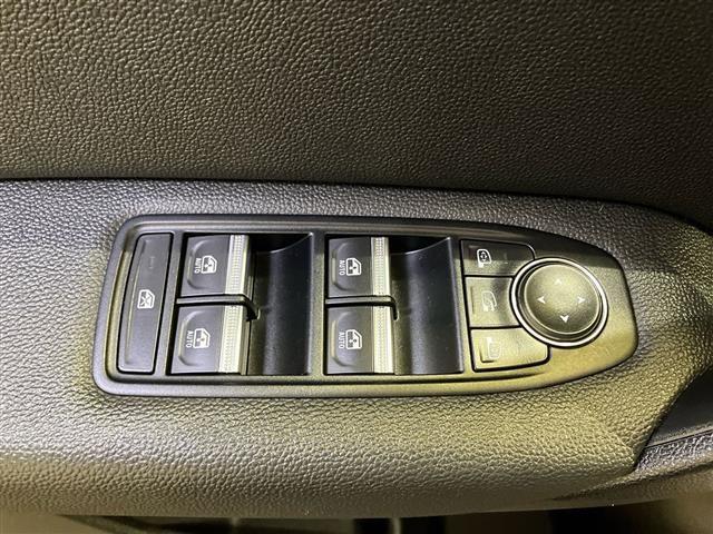 RENAULT Captur 1.6 E-TECH Plug-in Hybrid 160cv Techno Auto