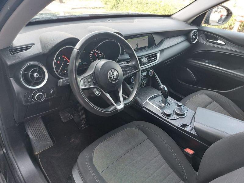 Alfa Romeo Stelvio 2.2 Turbodiesel 160 CV AT8 RWD Sport-Tech