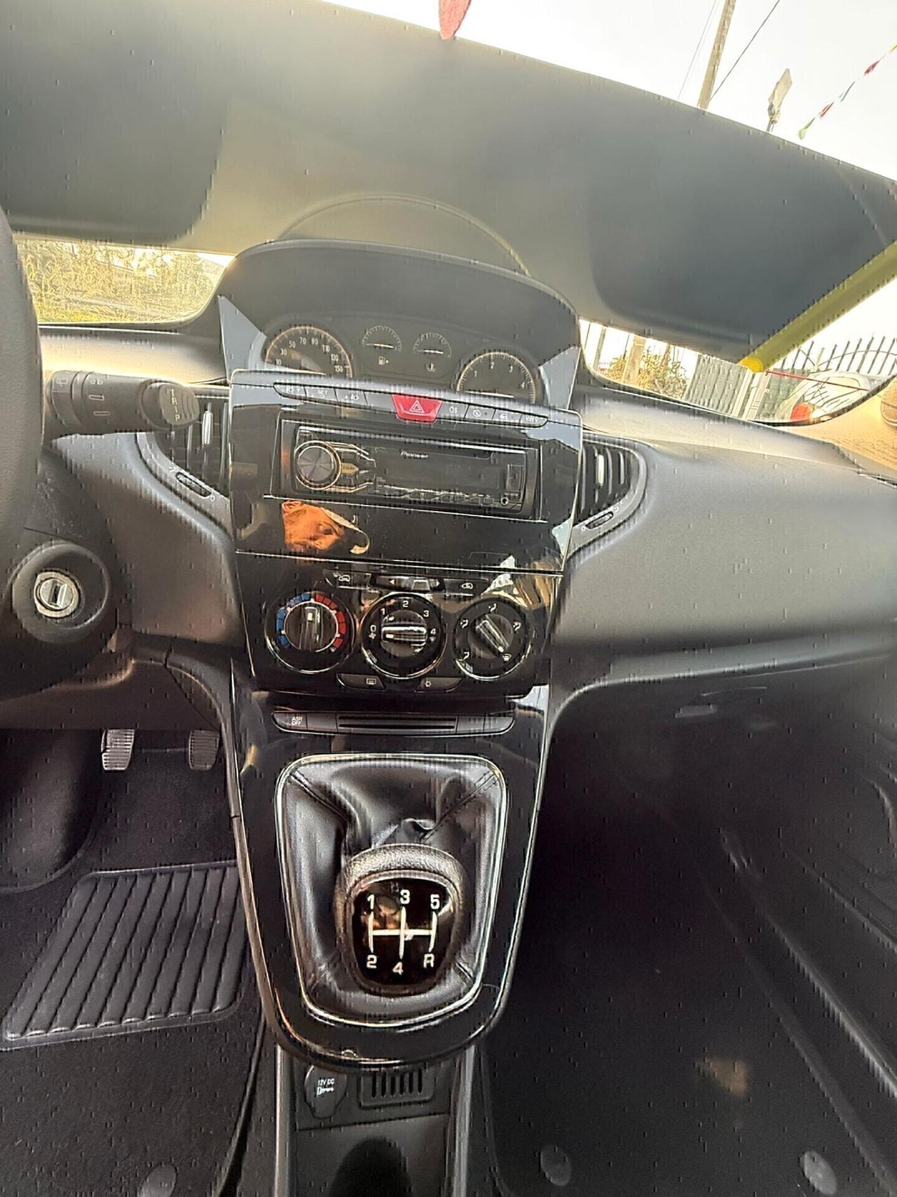 Lancia Ypsilon 1.3 MJT 16V 95 CV 5 porte S&S Platinum