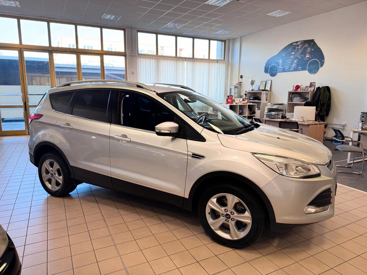 Ford Kuga 2.0 TDCI 115 CV 2WD Titanium