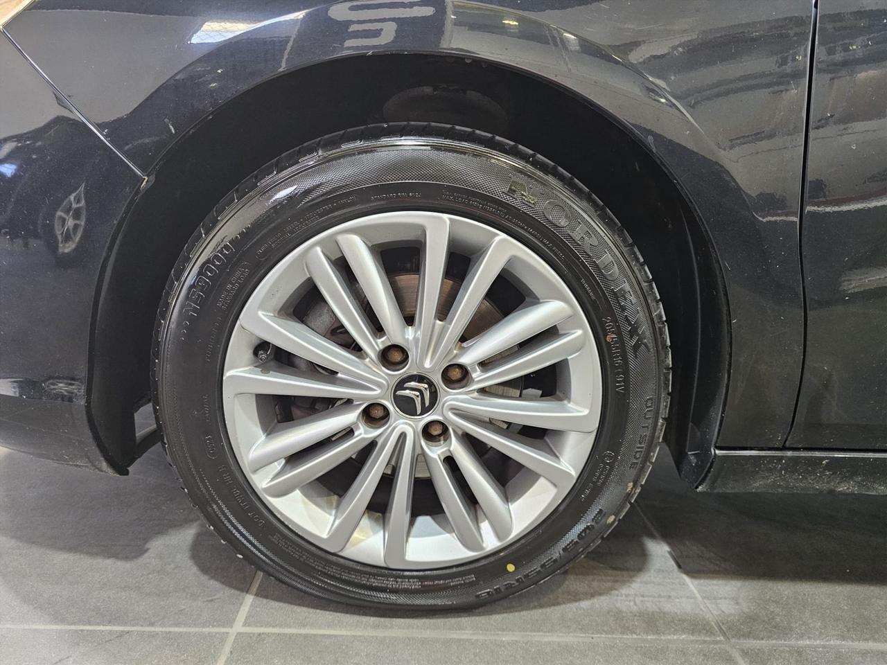 Citroen C4 1.6 e-HDi 110 airdream Exclusive