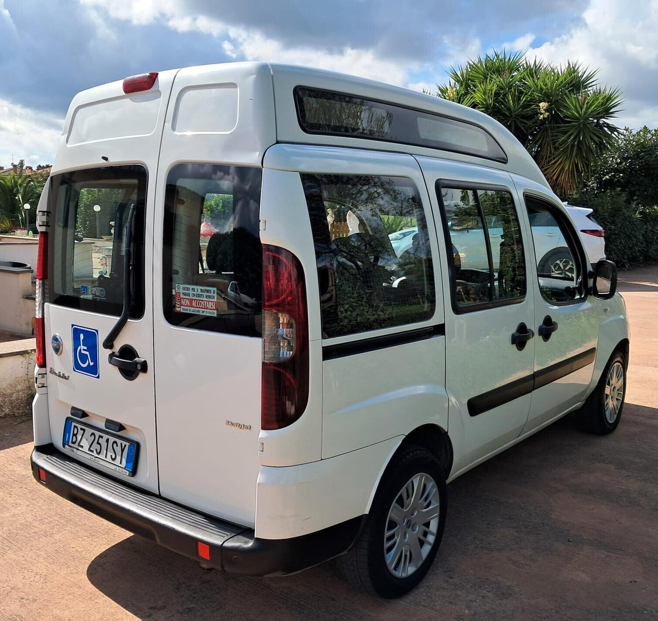 Fiat Doblo 1.9 Mjt TETTO ALTO TRASPORTO DISABILI UNIPRO