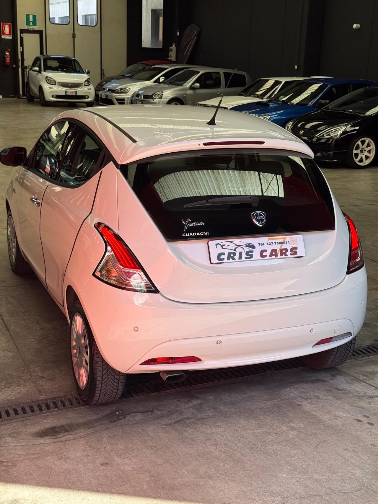 Lancia Ypsilon 1.2 69 CV 5 porte Platinum