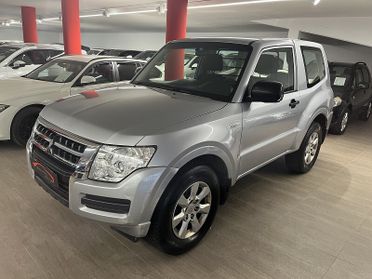 Mitsubishi Pajero 3.2 DI-D 16V aut. 3p. Instyle DPF