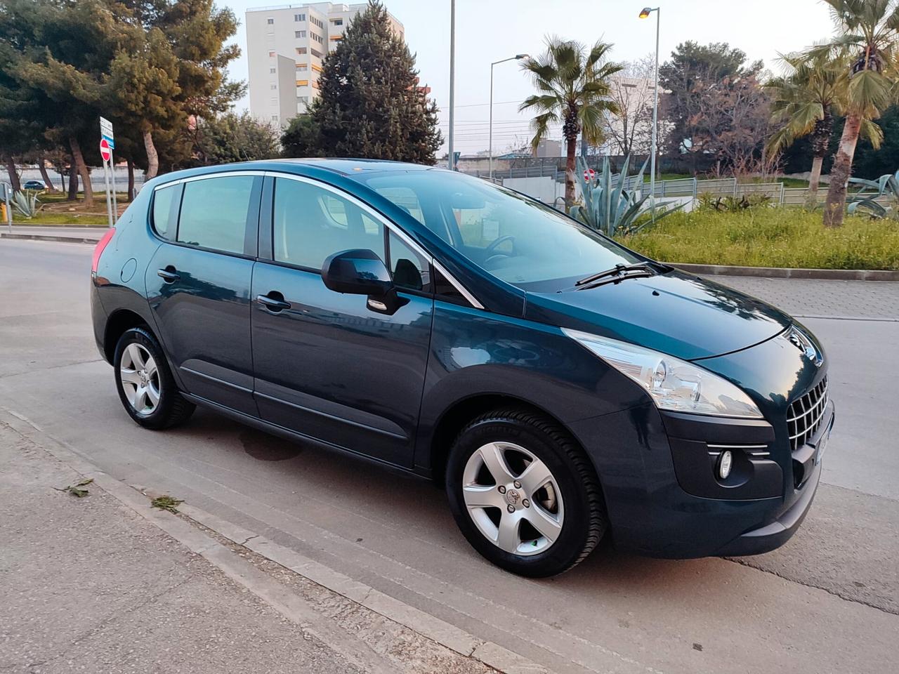 Peugeot 3008 1.6 HDi 112CV Active 2012!!