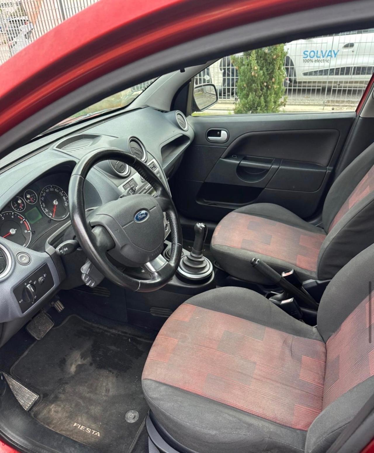 Ford Fiesta 1.4 TDCi 5p. Ghia