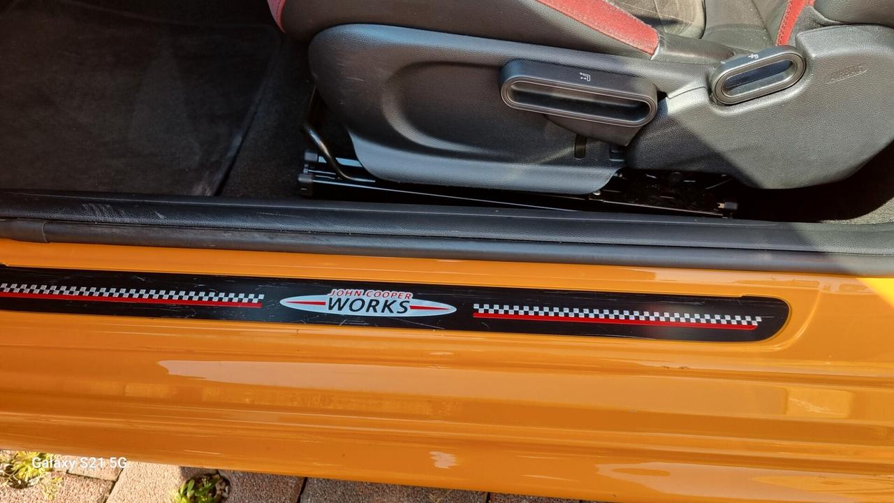 Mini John Cooper Works Cabrio 2.0 Hype auto