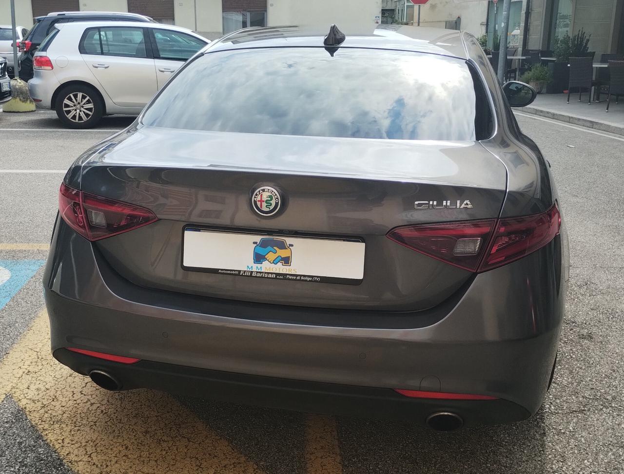 Alfa Romeo Giulia 2.0 Turbo 200 CV AT8 Super
