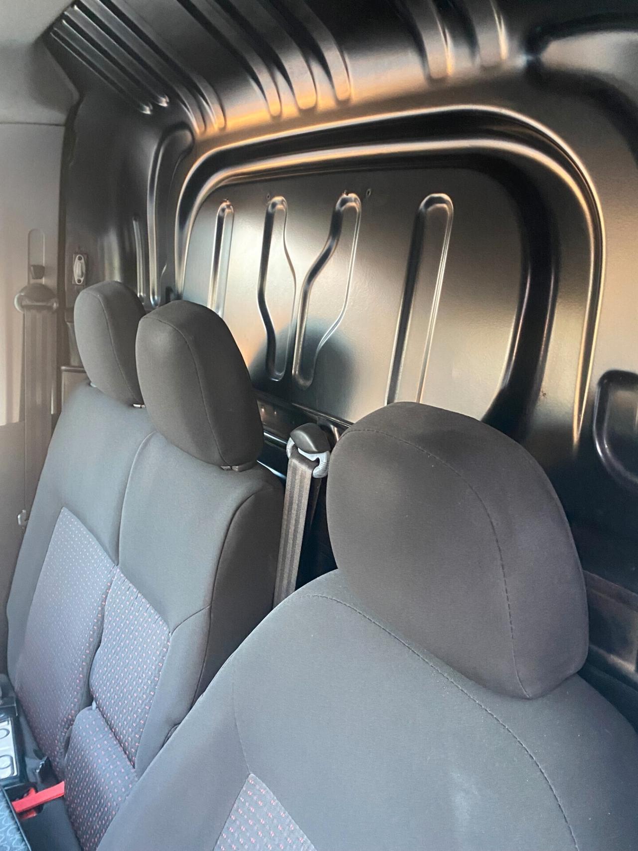 Fiat doblo 1.6 diesel iva esposta