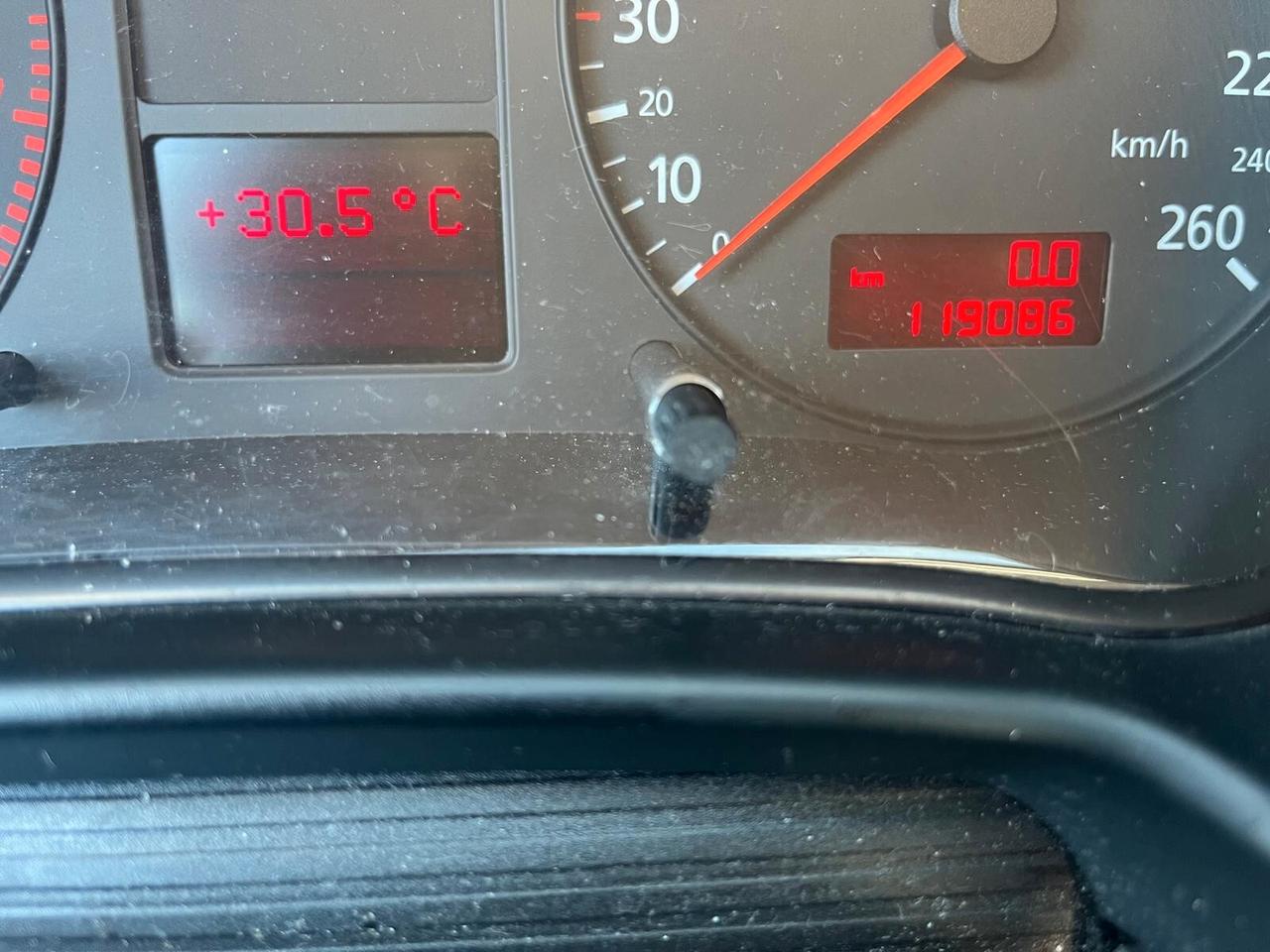Audi A3 1.8 20V cat 5p. Ambiente