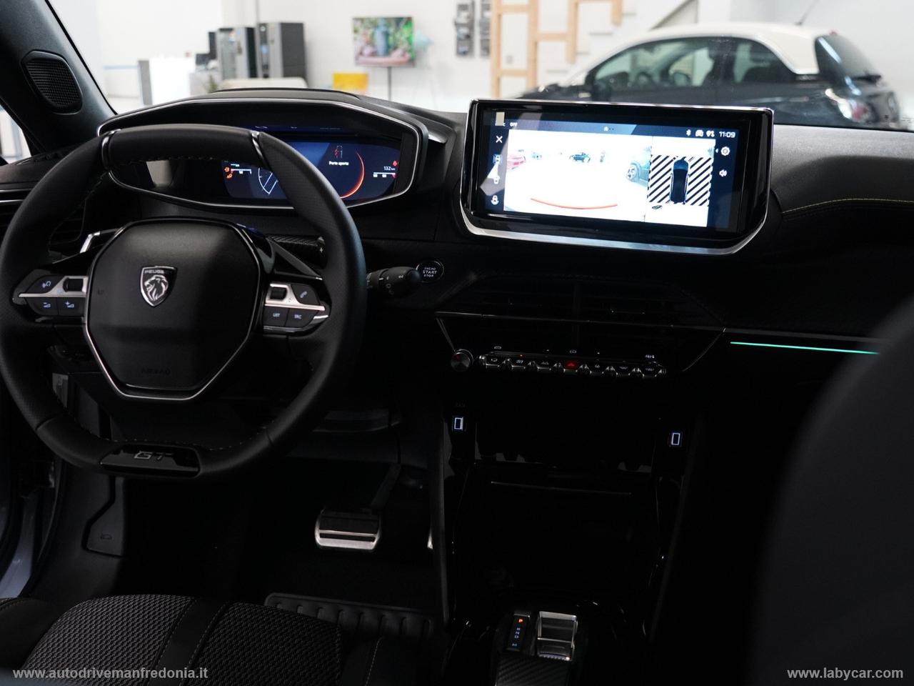 PEUGEOT 2008 Hybrid 136 e-DCS6 GT