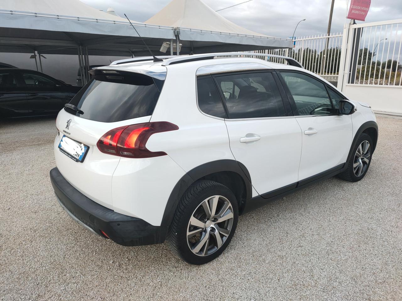 Peugeot 2008 BlueHDi 120 S&S Allure