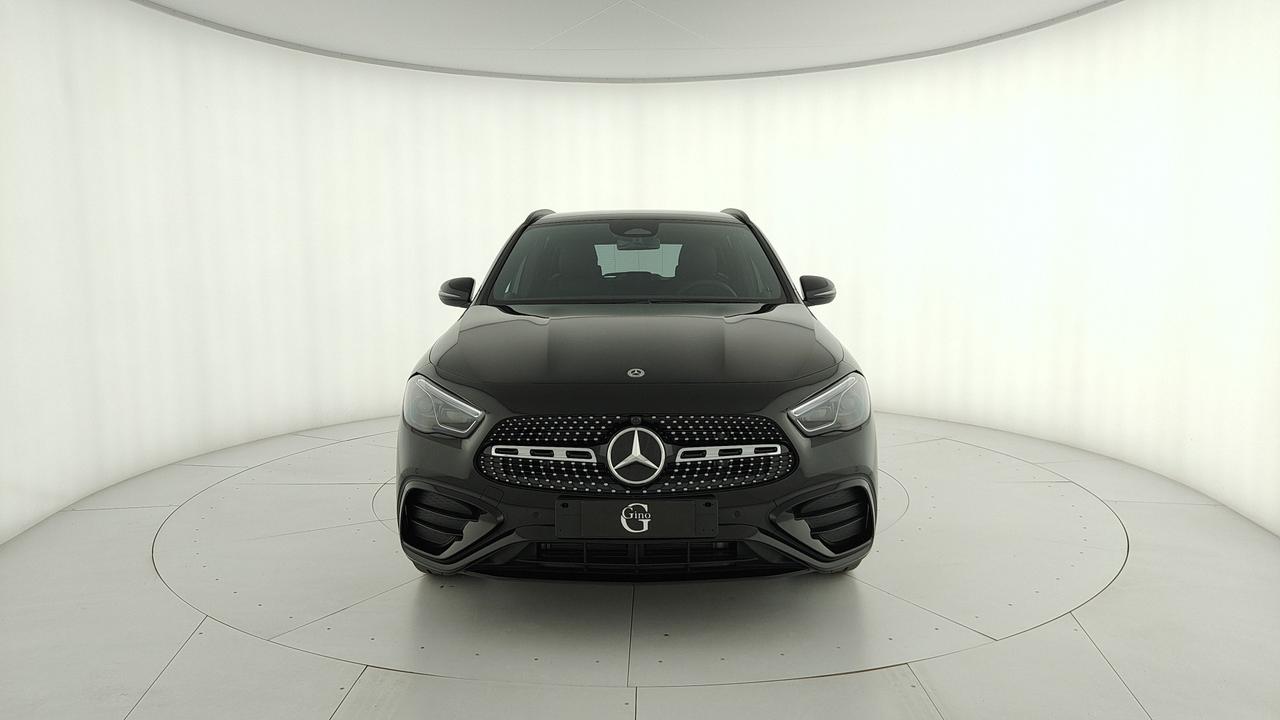 Mercedes-Benz GLA 200 d Automatic 4MATIC
