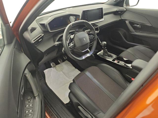 PEUGEOT 2008 PureTech 130 S&S GT