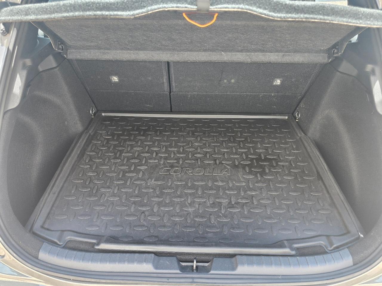 Toyota Corolla 1.8 Hybrid Business