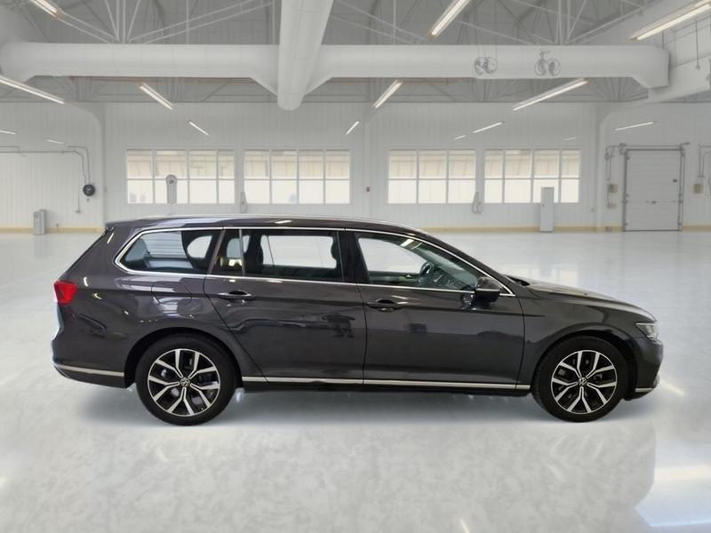 VOLKSWAGEN PASSAT VARIANT 2.0 TDI SCR EVO 110KW EXECUTIVE DSG STATION WAGON