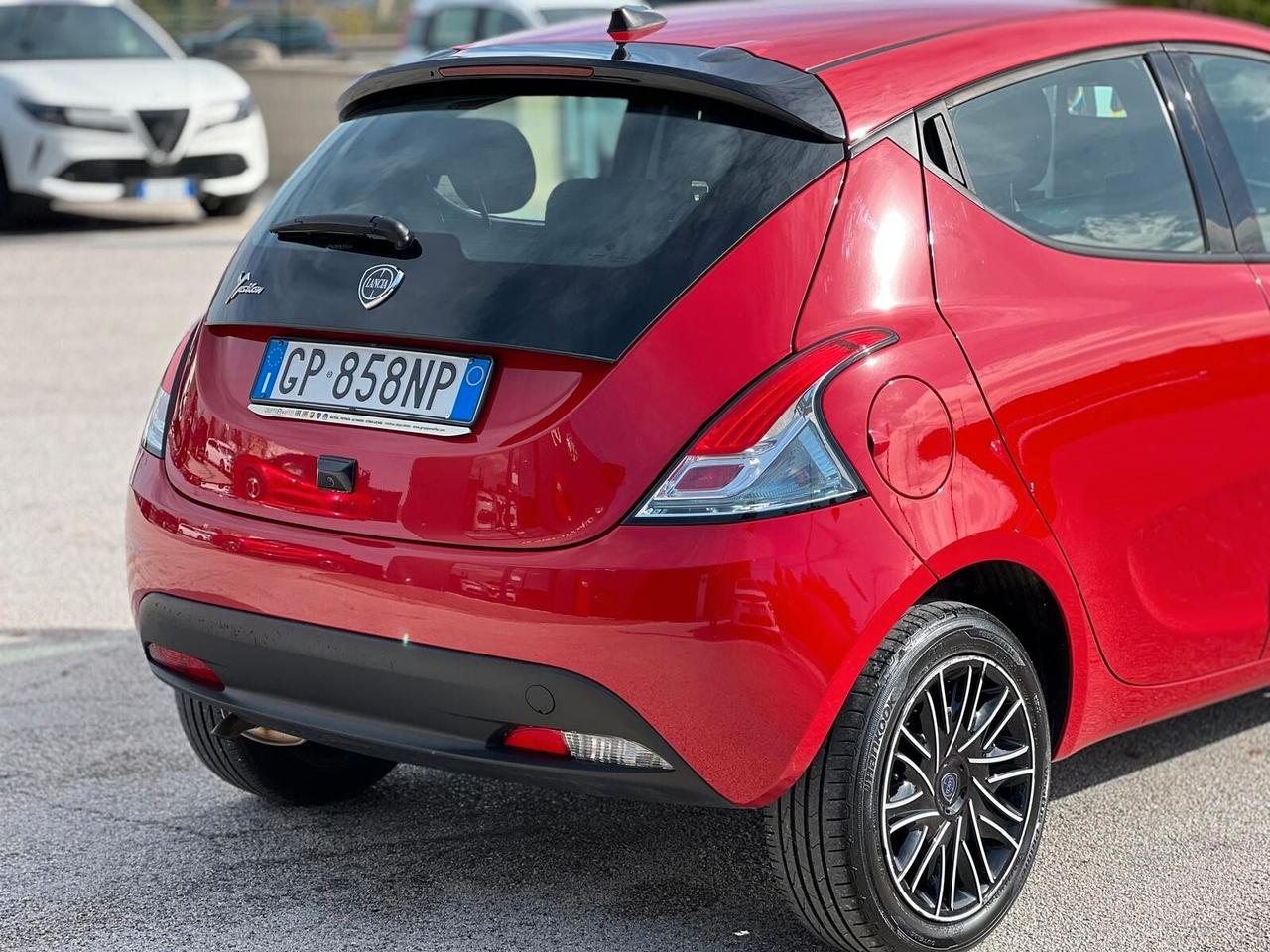 Lancia Ypsilon 1.2 69 CV 5 porte GPL Ecochic