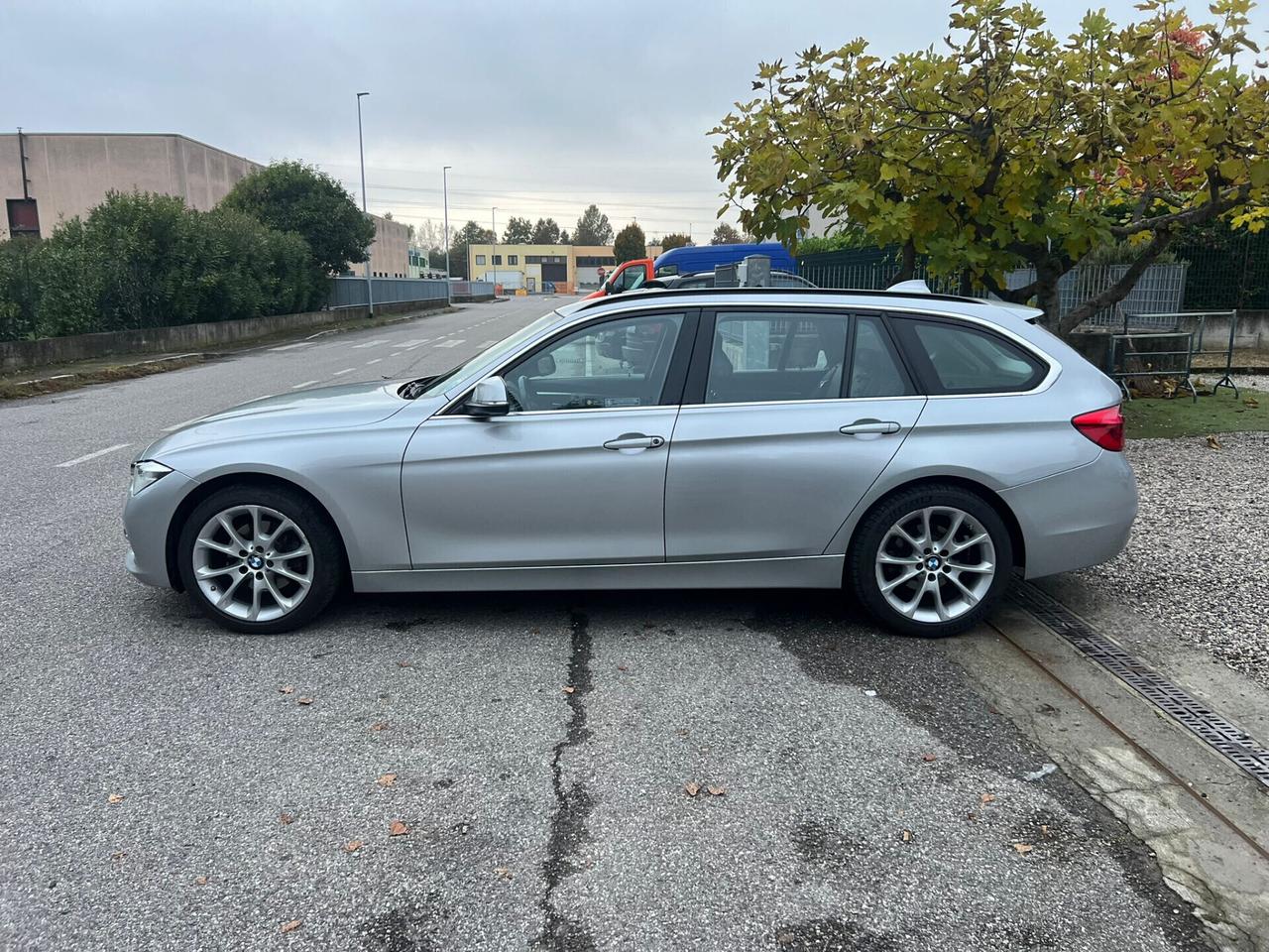 Bmw 320 320d Touring Luxury