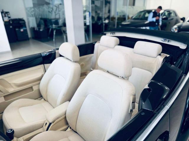 Volkswagen New Beetle Cabrio 1.6