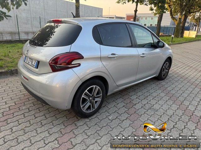 PEUGEOT 208 1.4 8V HDi 68CV 5p. Business,neopatentato