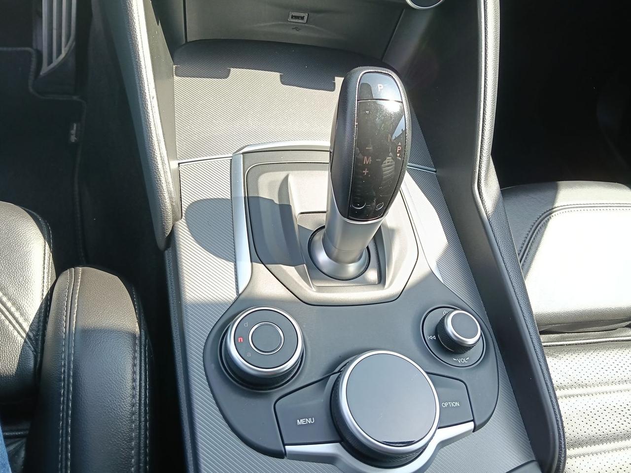 Alfa Romeo Giulia 2.2 Turbo Veloce TD 210 #11406