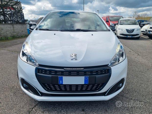 Peugeot 208 1.2 PureTech 82Cv Active