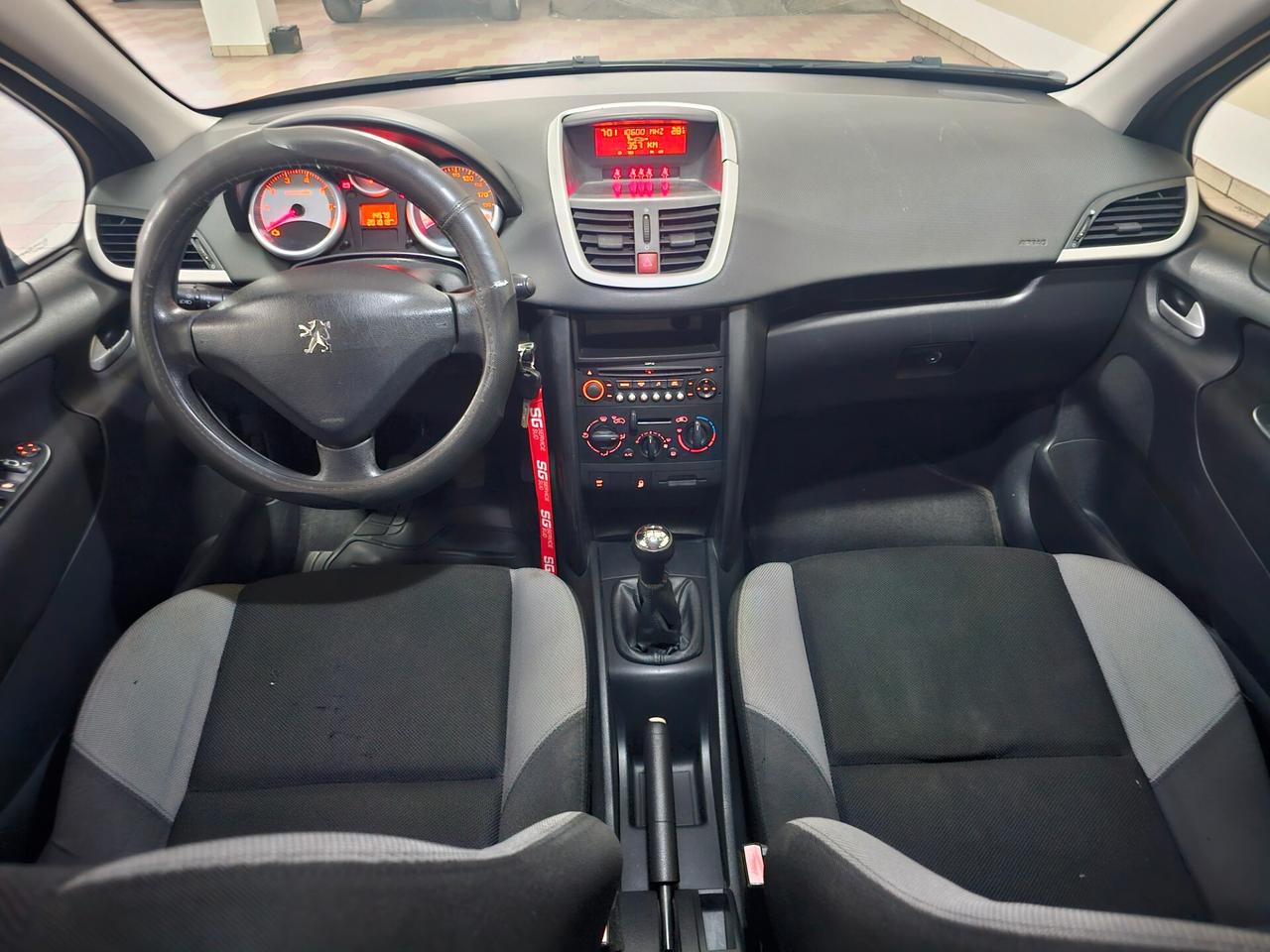 Peugeot 207 1.4 8V 75CV 5p. X Line ECO GPL