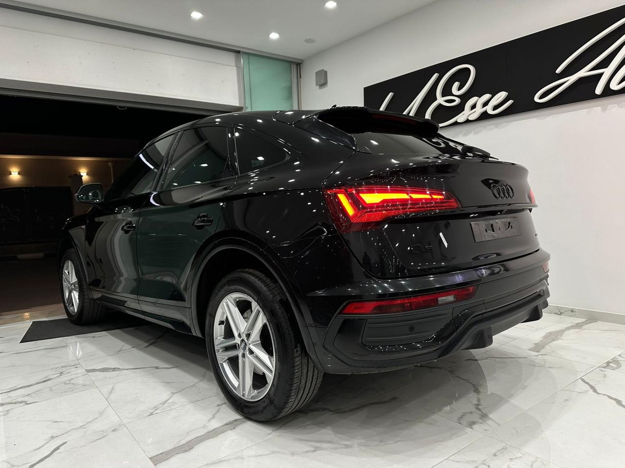 Audi Q5 SPB 40 2.0 tdi SlineBlack quattro s-tronic