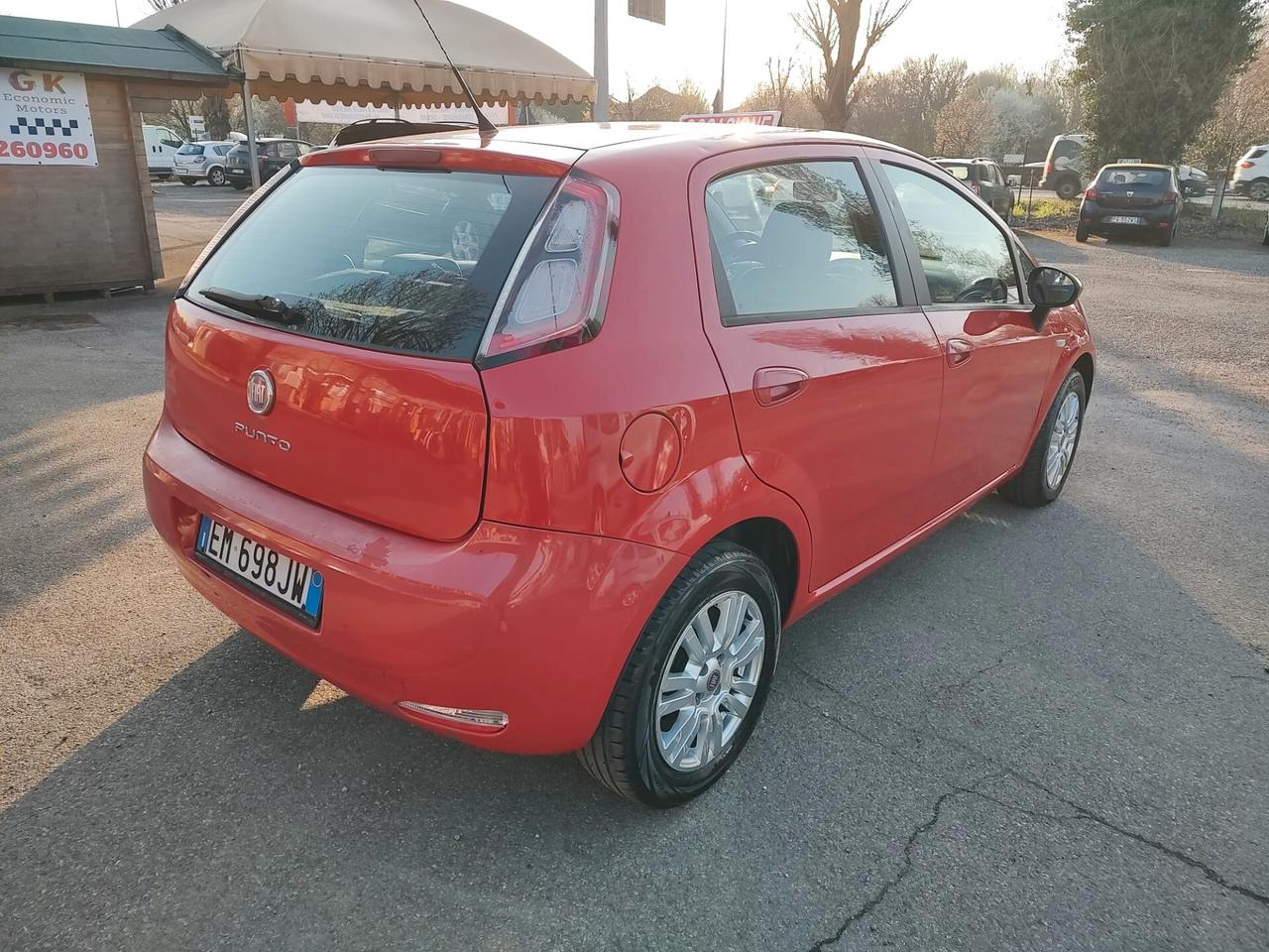 Fiat Punto 1.2 8V 5 porte Easy, EURO 5B, LEGGERMENTE GRANDINATA, OK NEOPATENTATI, GARANZIA L.12 MESI